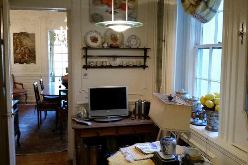 Photo of Livingroom in Redmont Park