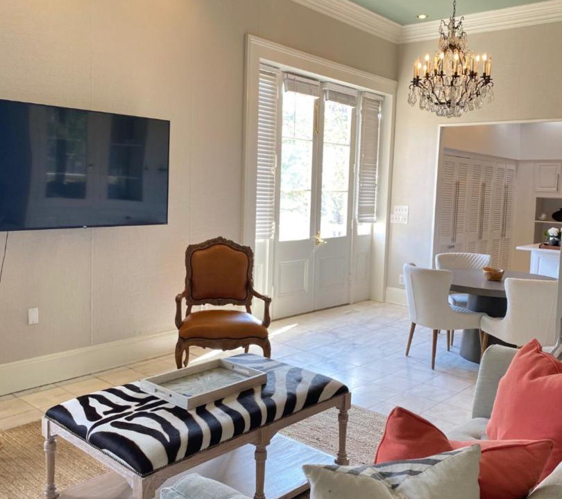 Photo of Livingroom in French Quarter