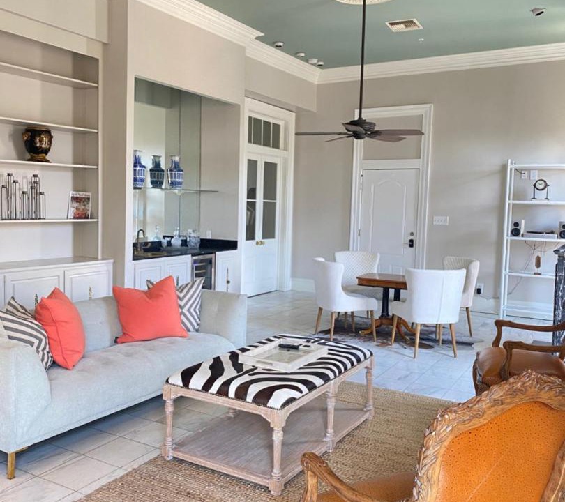 Photo of Livingroom in French Quarter