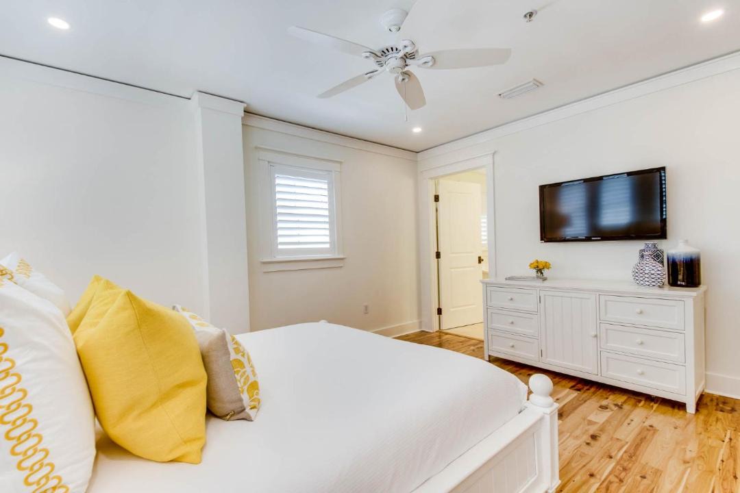Photo of Bedroom in Gulf District