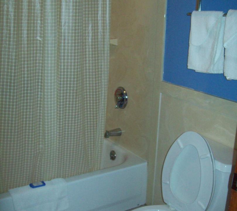 Photo of Bathroom in Hazlehurst