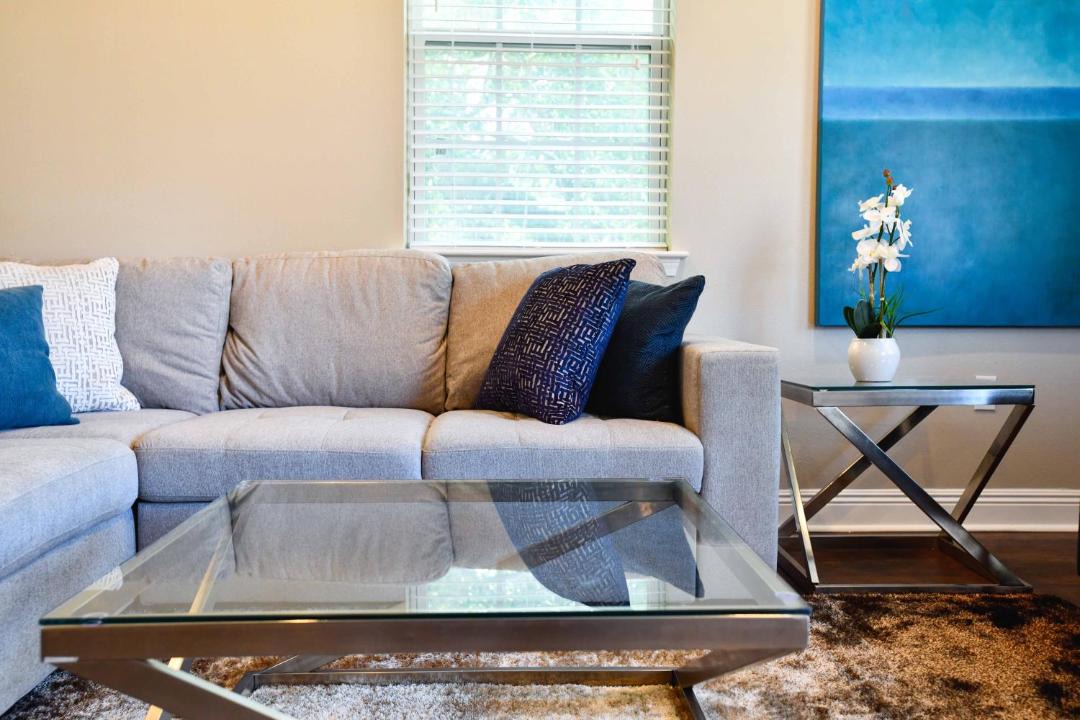 Photo of Livingroom in Mid-City