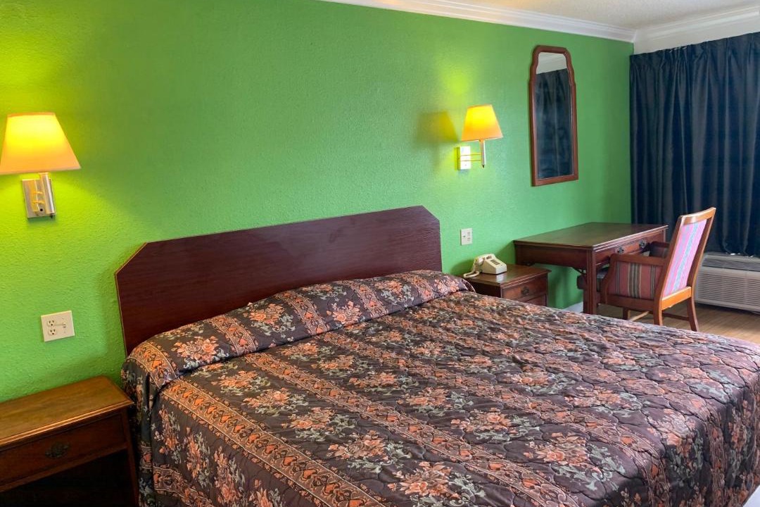 Photo of Bedroom in Port Allen