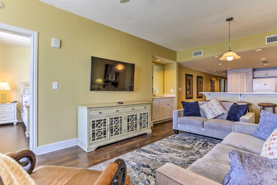 Photo of Livingroom in Long Beach