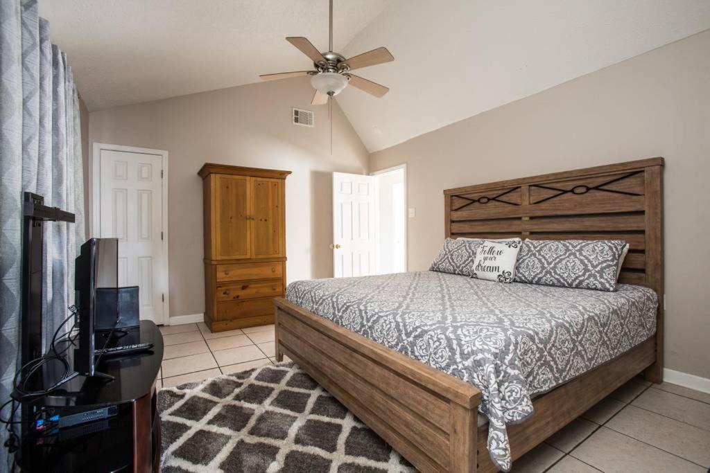 Photo of Bedroom in Fillmore