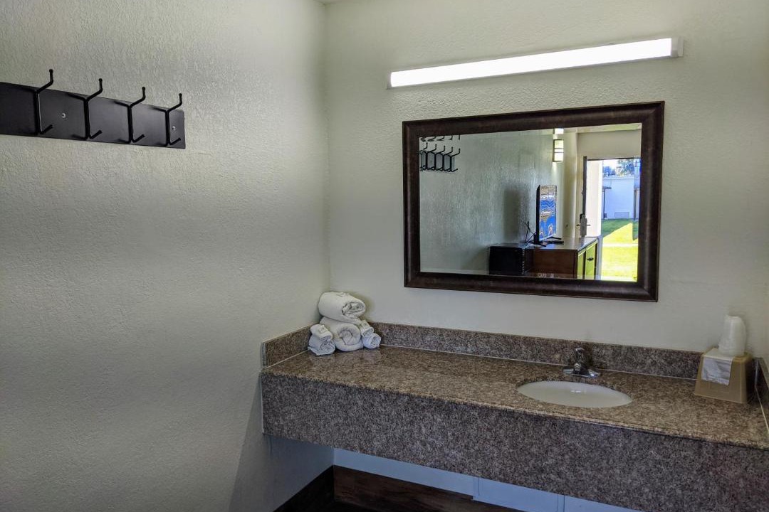 Photo of Bathroom in Pine Forest