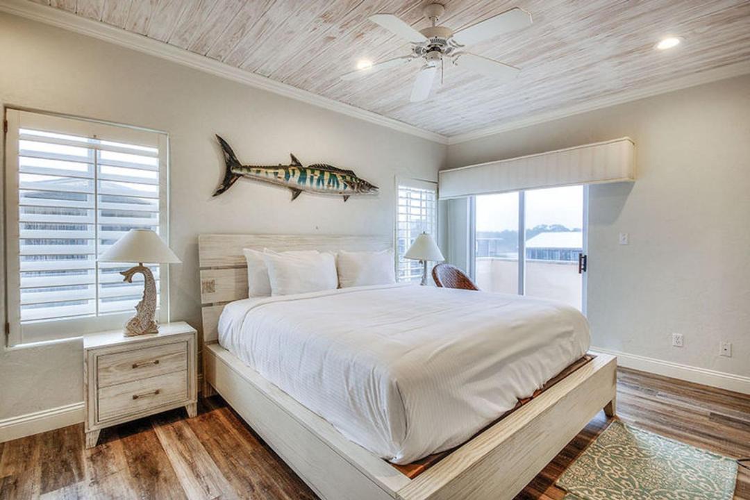 Photo of Bedroom in Dune Allen Beach