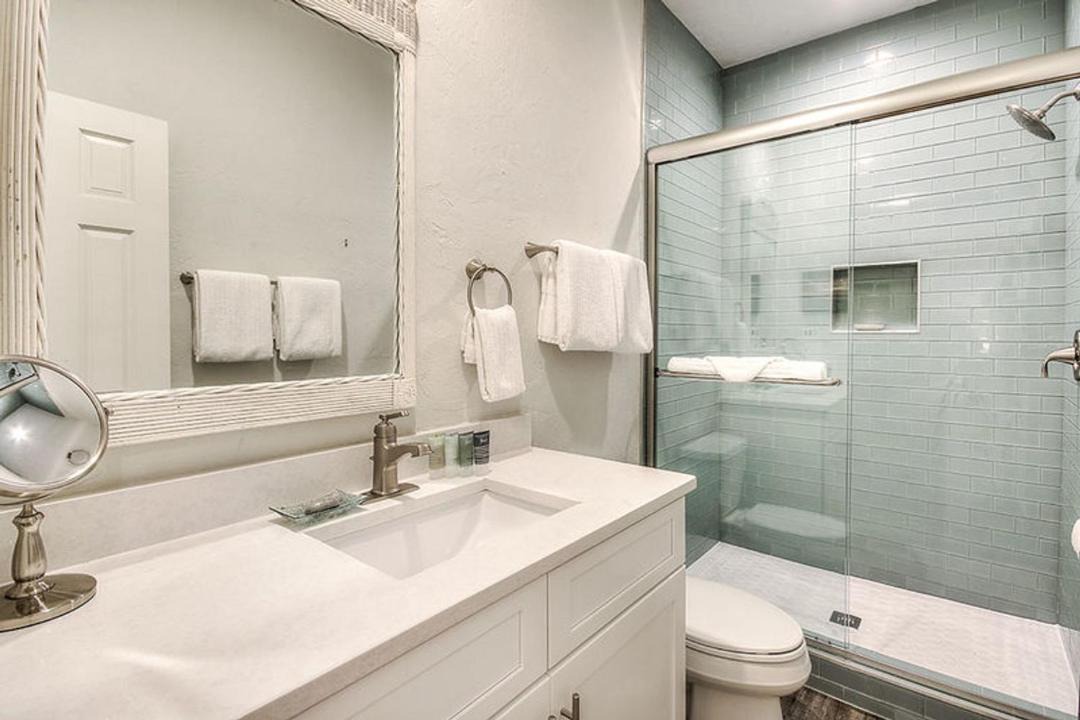 Photo of Bathroom in Dune Allen Beach