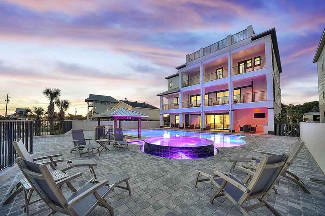 Photo of Patio Balcony in Dune Allen Beach