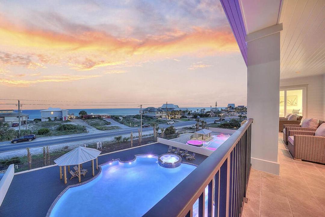 Photo of Patio Balcony in Dune Allen Beach