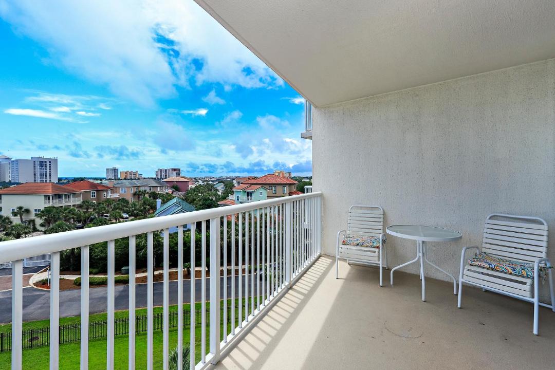 Photo of Patio Balcony in Bunkers Cove