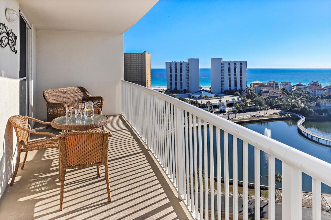 Photo of Patio Balcony in Bunkers Cove