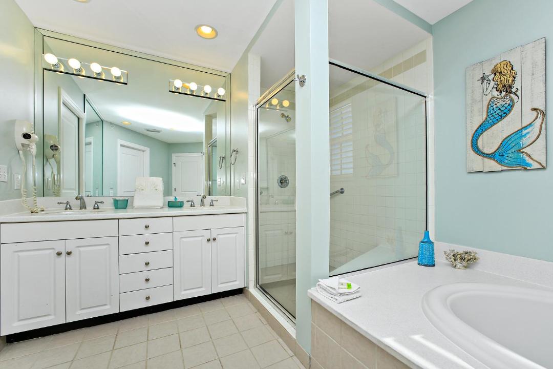 Photo of Bathroom in Silver Sands Beach