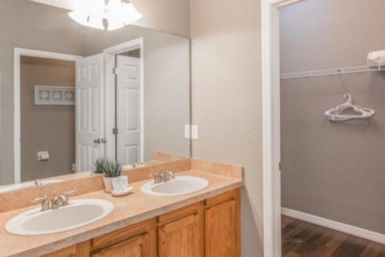 Photo of Bathroom in Trafalgar Village