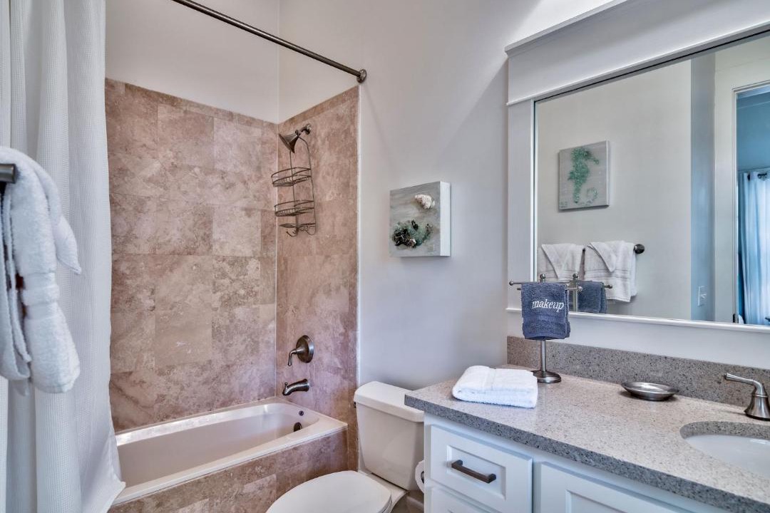 Photo of Bathroom in Forest District