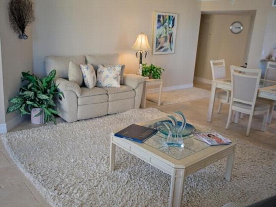 Photo of Livingroom in Park Shore