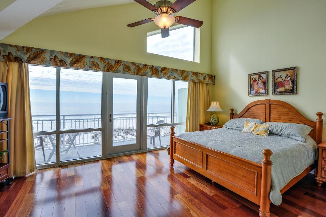 Photo of Bedroom in White Sands