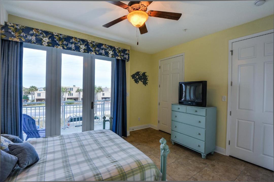Photo of Bedroom in White Sands