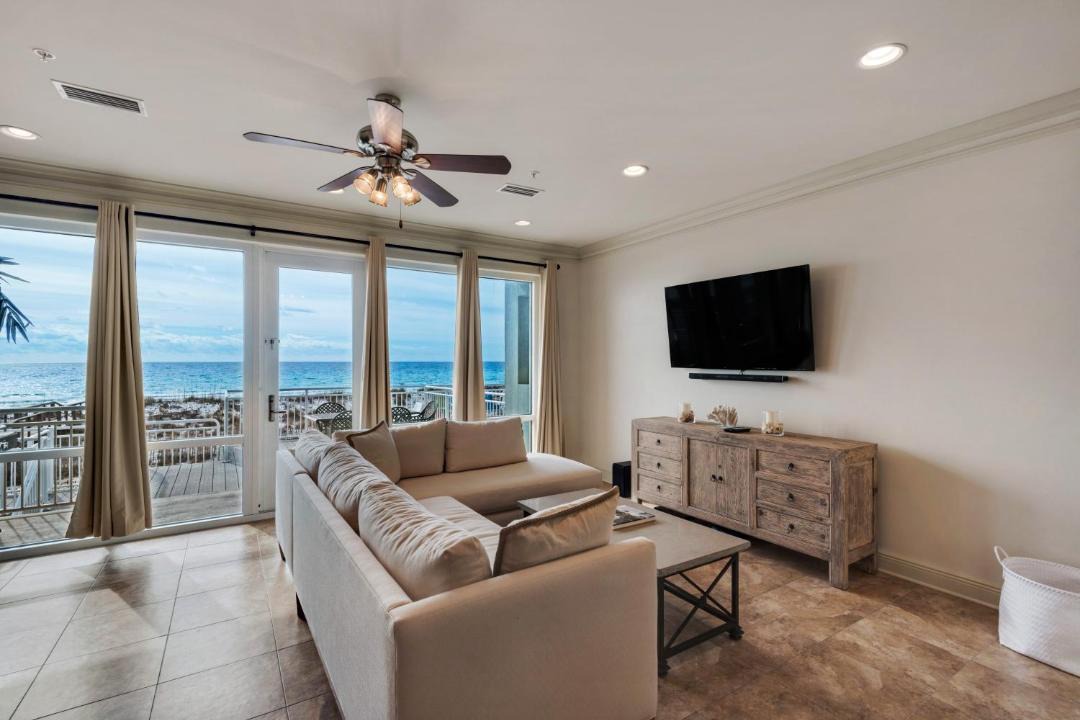 Photo of Livingroom in White Sands