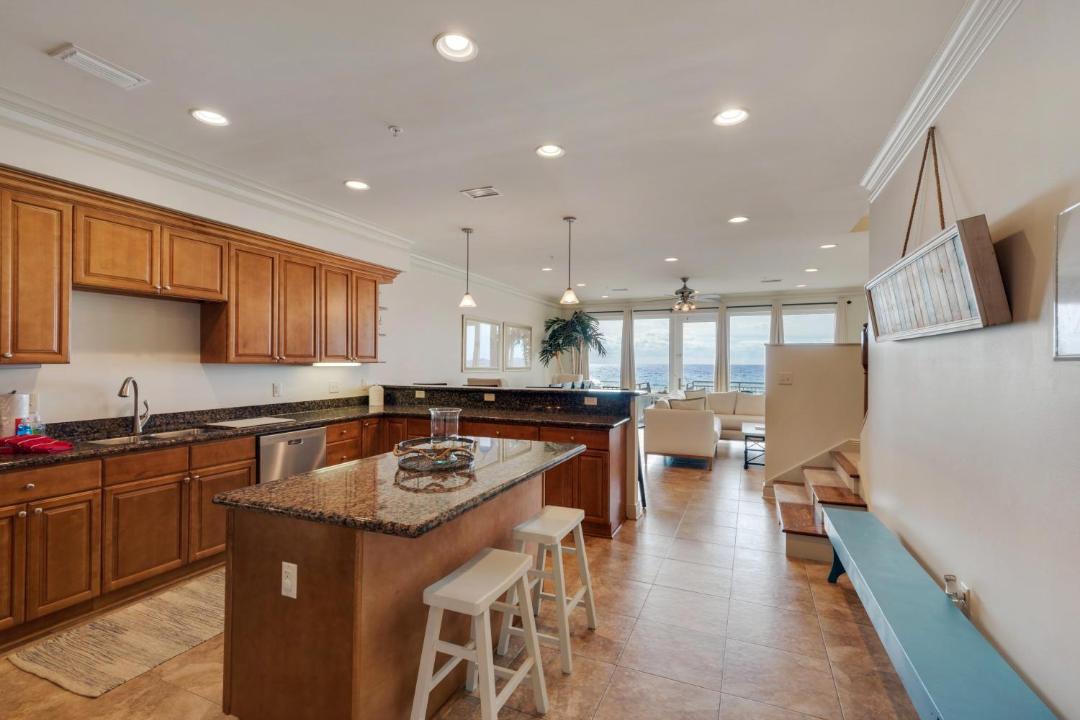 Photo of Kitchen in White Sands