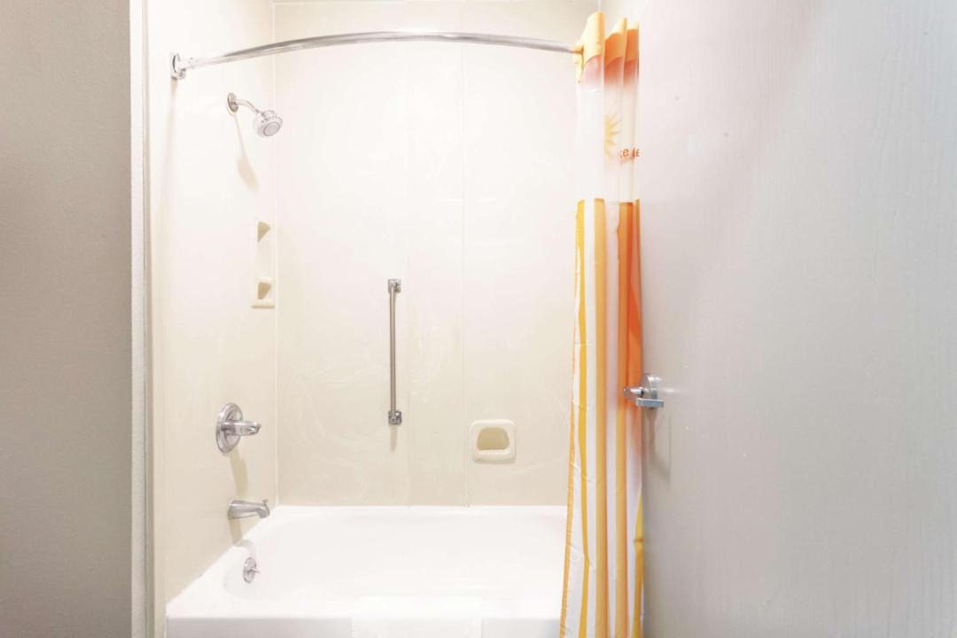 Photo of Bathroom in Pearl