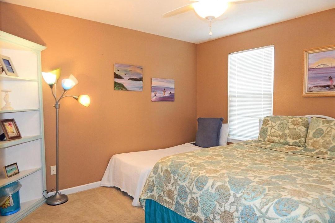 Photo of Bedroom in Dauphin Island