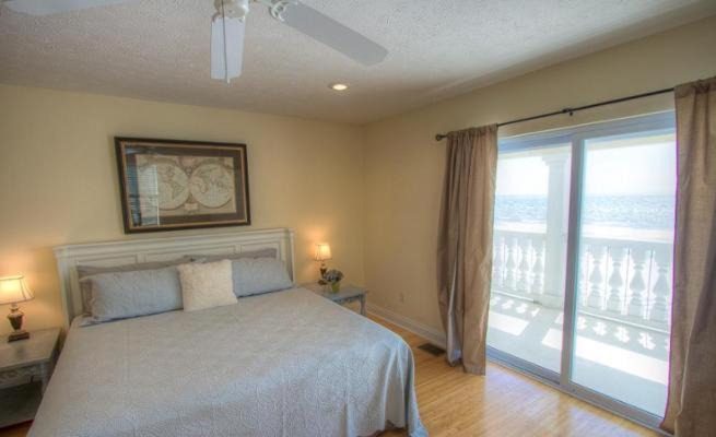 Photo of Bedroom in Silver Sands Beach