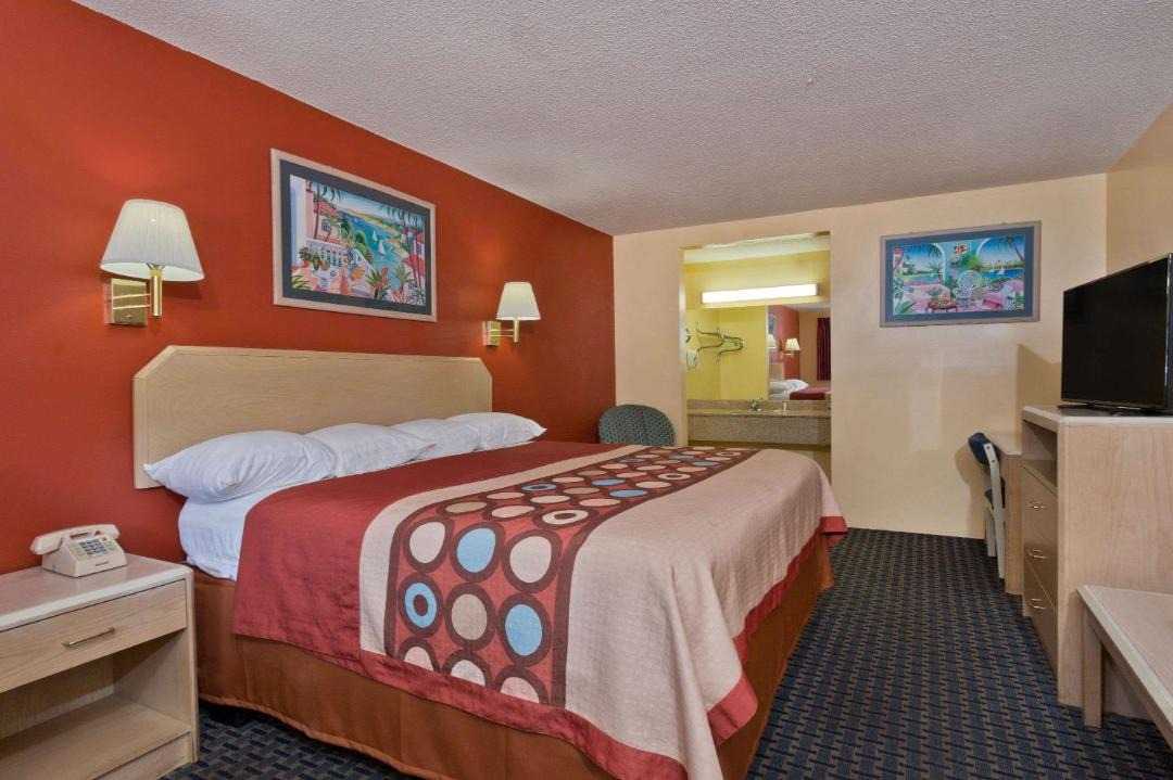 Photo of Bedroom in Chipley