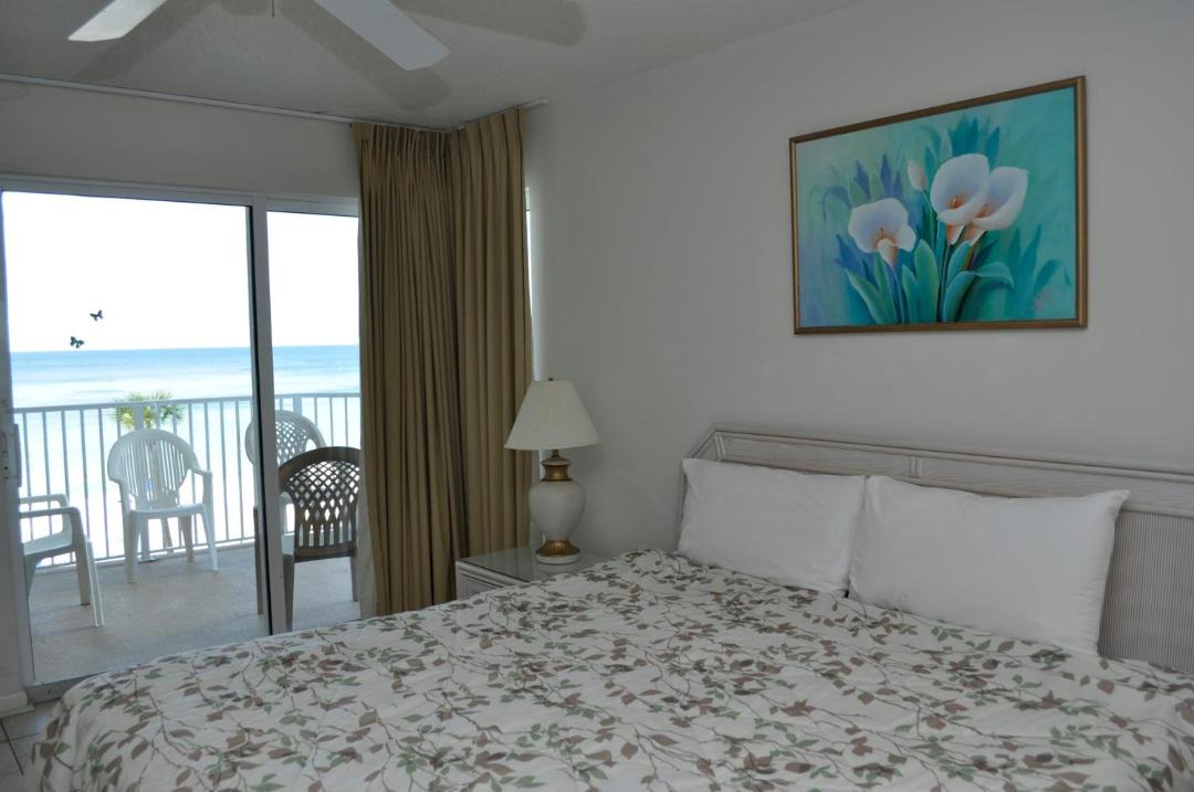 Photo of Bedroom in Long Beach