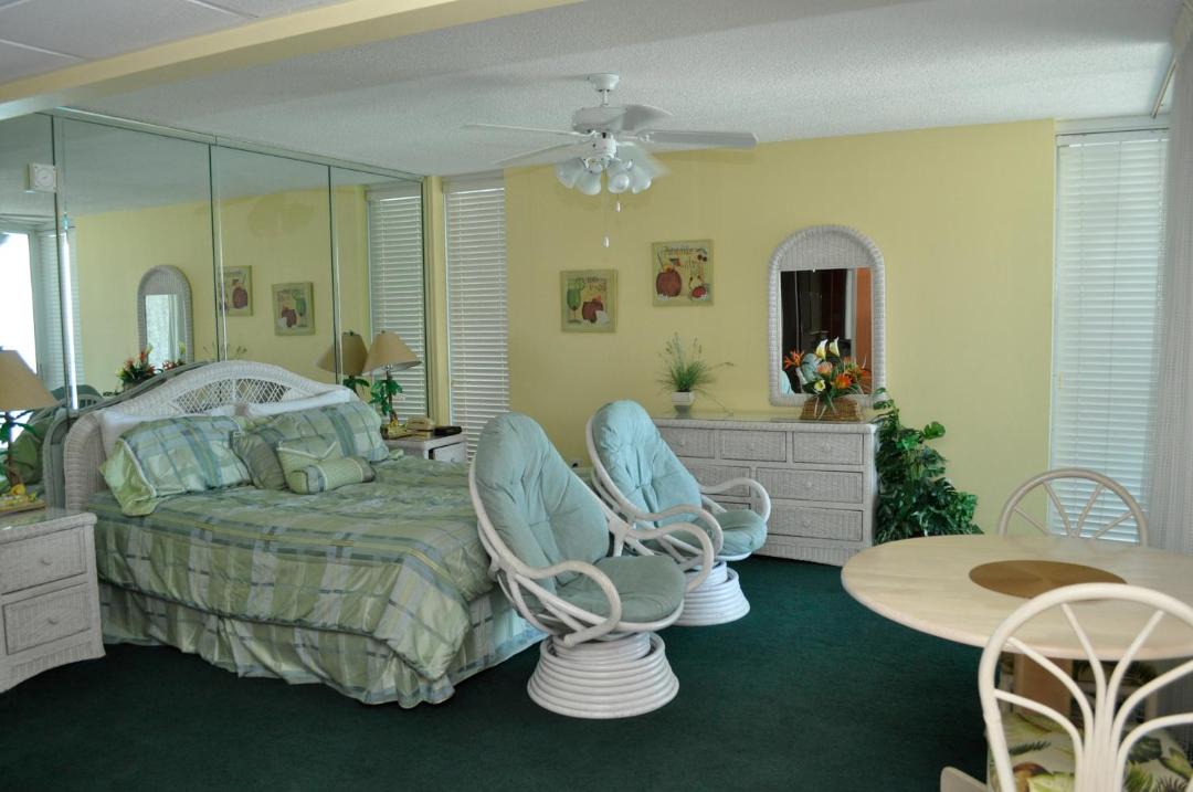 Photo of Bedroom in Long Beach