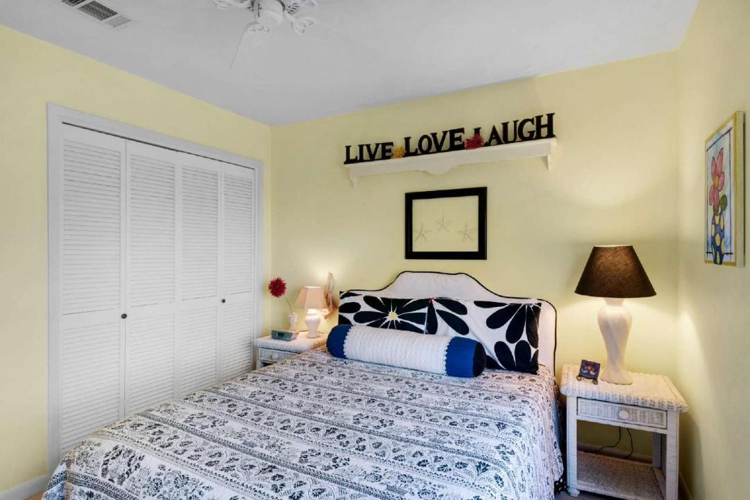 Photo of Bedroom in Santa Rosa Beach