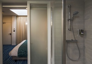 Hôtel Mercure Paris Suresnes Longchamp in Paris