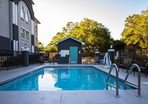 Best Western Plus Blue Angel Inn
