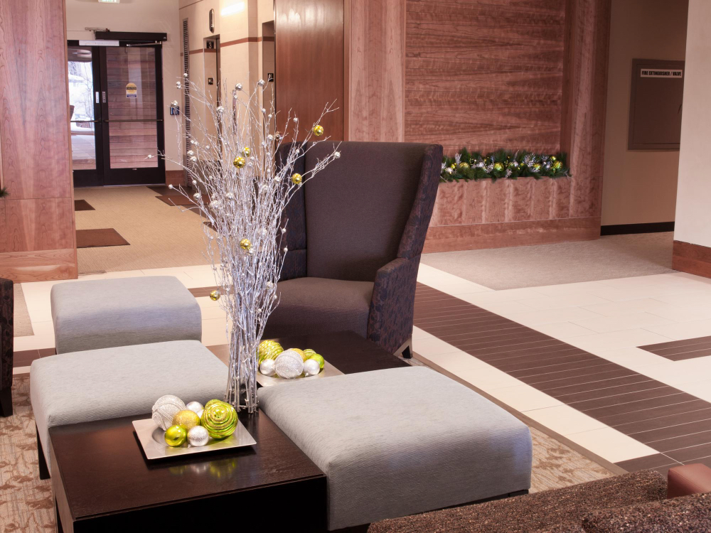 Downtown Carillon 4-302 by Vacasa