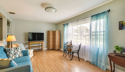 House (2 Bedrooms)