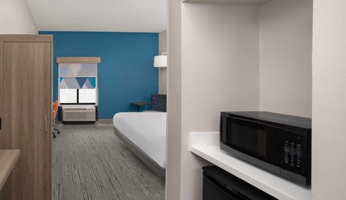 Standard Room, 1 King Bed, Accessible (Communications)