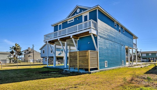 House (4 Bedrooms)