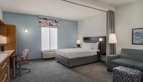 Studio, 1 Queen Bed, Accessible, Bathtub