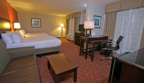 Suite, 2 Queen Beds (Additional Living Area)
