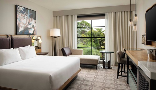 Classic Room, 1 King Bed
