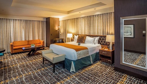 Suite, 1 King Bed, Non Smoking (Earth, Spa Tower)