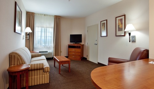 Room, 1 King Bed, Roll-in Shower (Communications, Mobil)