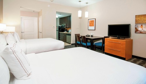 Studio, 2 Queen Beds