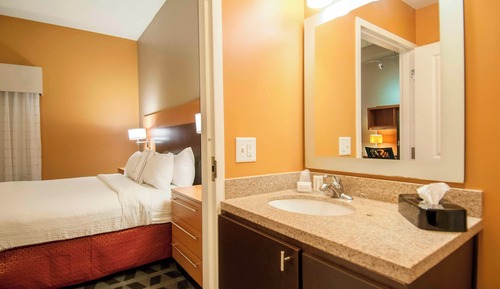 Studio, 1 King Bed with Sofa bed