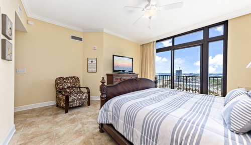 Signature Condo, 4 Bedrooms, Balcony, Ocean View