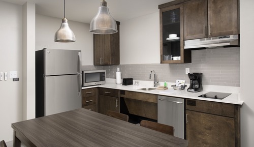 Suite, 1 Bedroom (Mobility/Hearing Accessible, Tub)