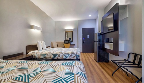 Standard Room, 2 Double Beds, Non Smoking, Refrigerator & Microwave