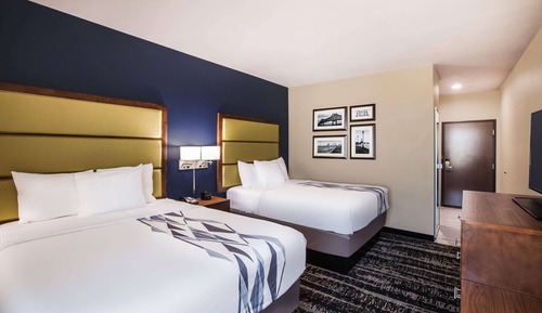 Room, 2 Queen Beds, Non Smoking