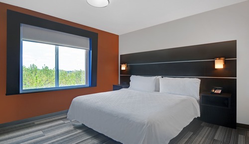 Standard Room, 1 King Bed
