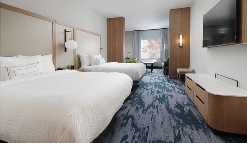 Room, 2 Queen Beds, Hearing Accessible (Accessible Bathtub)
